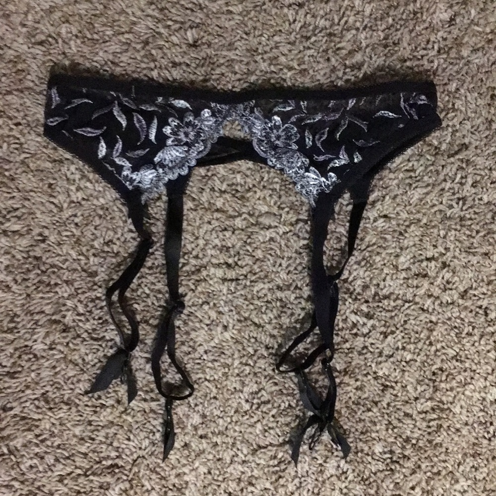 Brand new black Garter Belt !